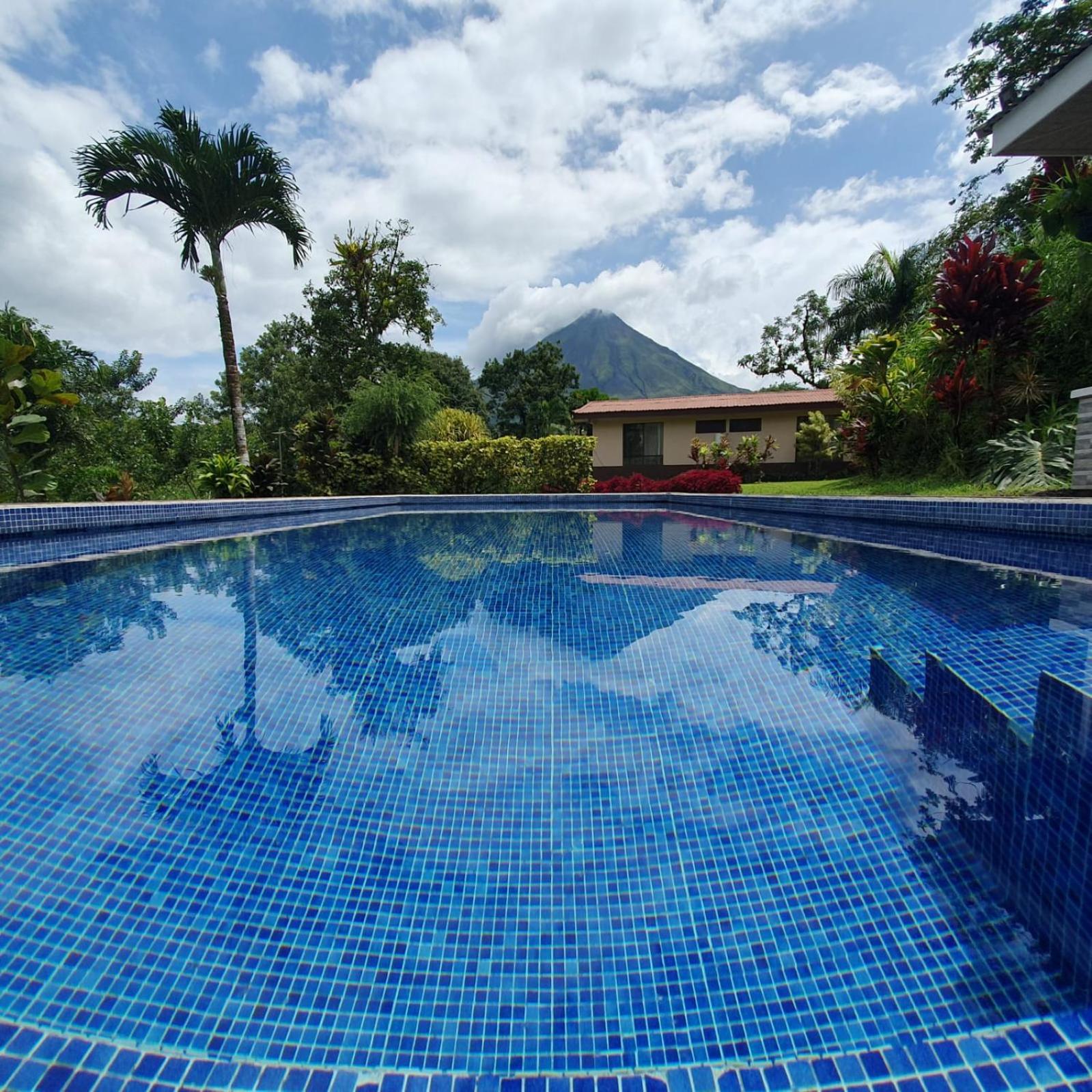 Lumbres Arenal Villa La Fortuna Kültér fotó